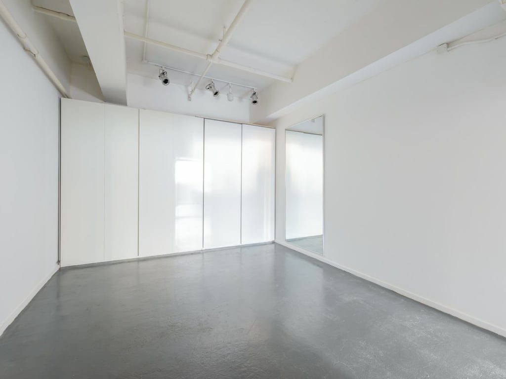 photo 8 — Derrick Industrial Building, Wong Chuk Hang