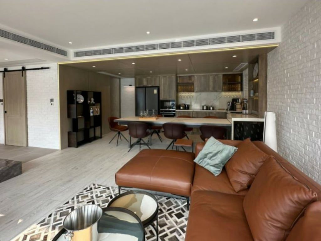 photo 2 — Luk Chau Tsuen, Lamma Island