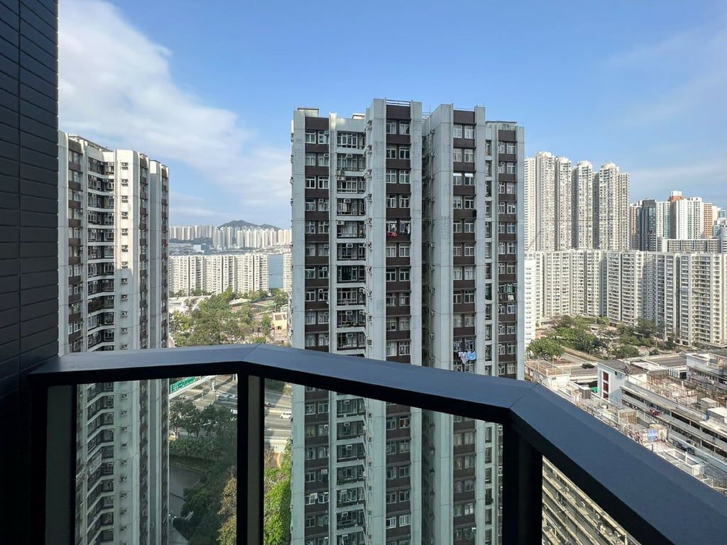 photo 2 — The Holborn, Shau Kei Wan