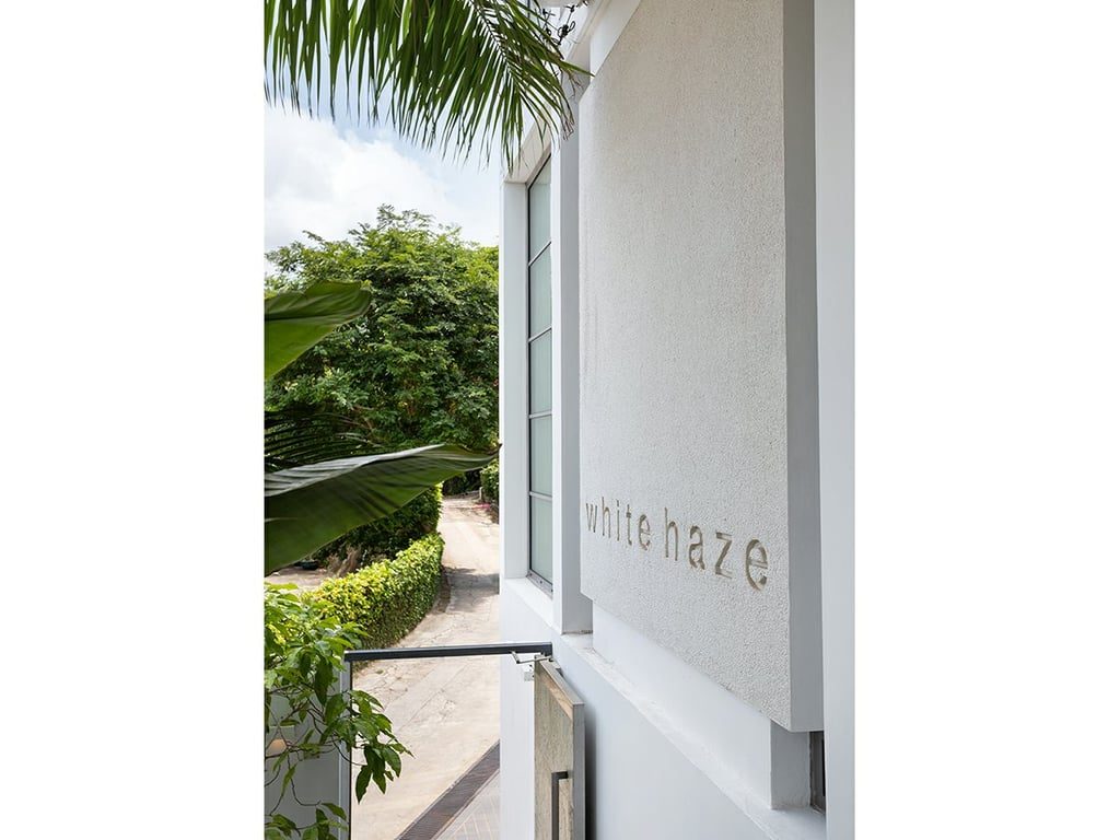 photo 19 — White Haze, Clear Water Bay