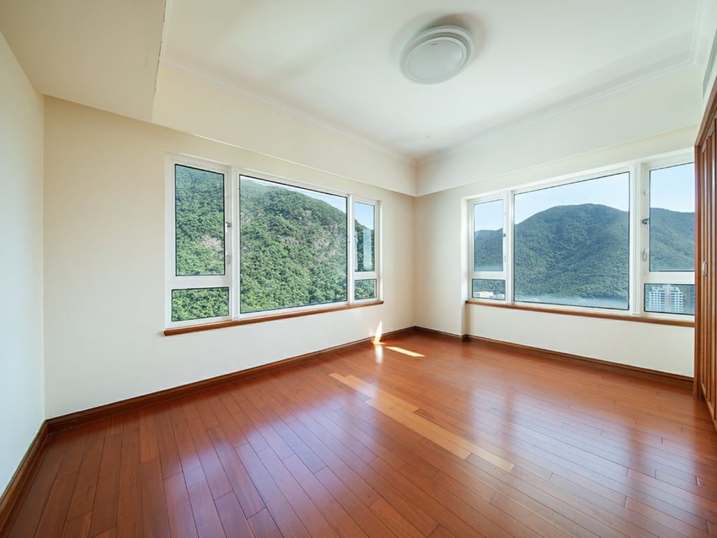 photo 6 — The Repulse Bay, Repulse Bay