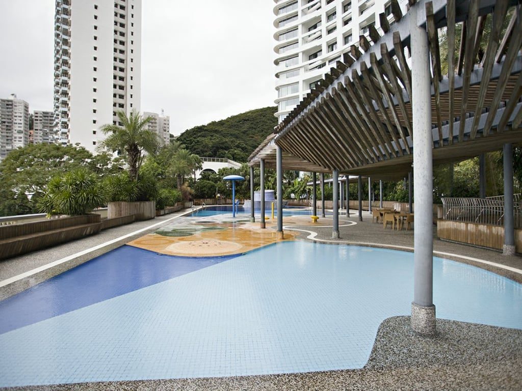 photo 11 — The Repulse Bay, Repulse Bay