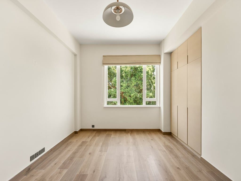 photo 8 — Villa Helvetia, Repulse Bay