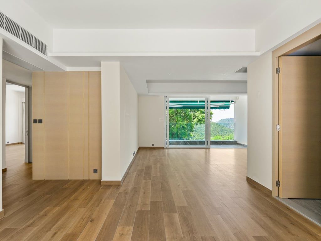 photo 10 — Villa Helvetia, Repulse Bay