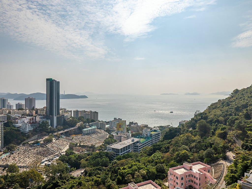 photo 7 — Four Winds, Pok Fu Lam