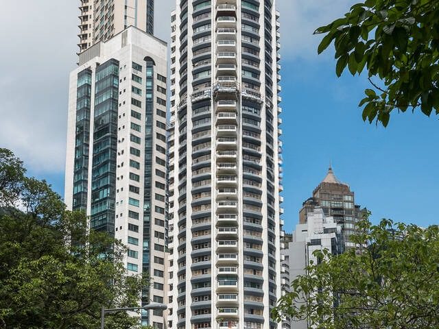 photo 5 — Century Tower I, Mid Levels Central