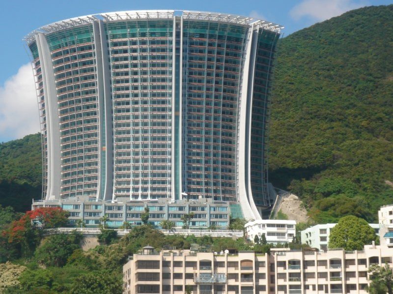 photo 7 — The Lily, Repulse Bay