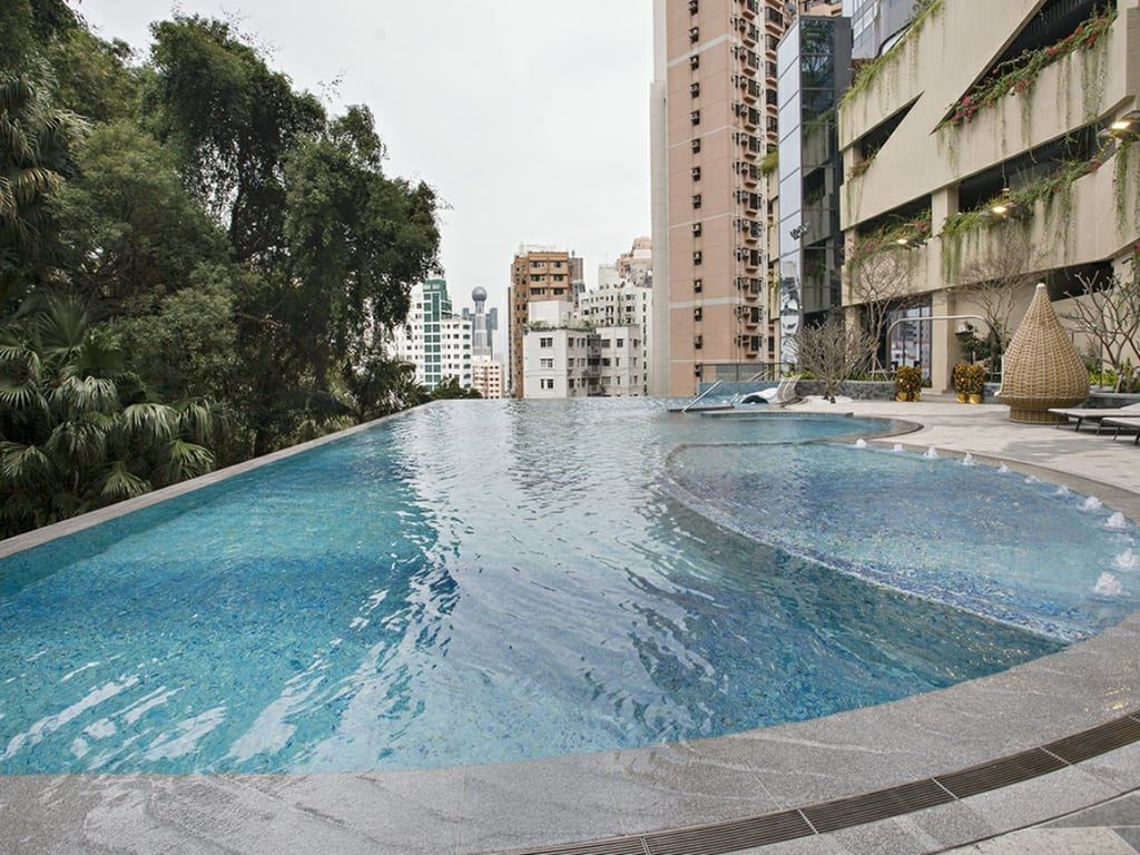 photo 9 — University Heights, Mid Levels West