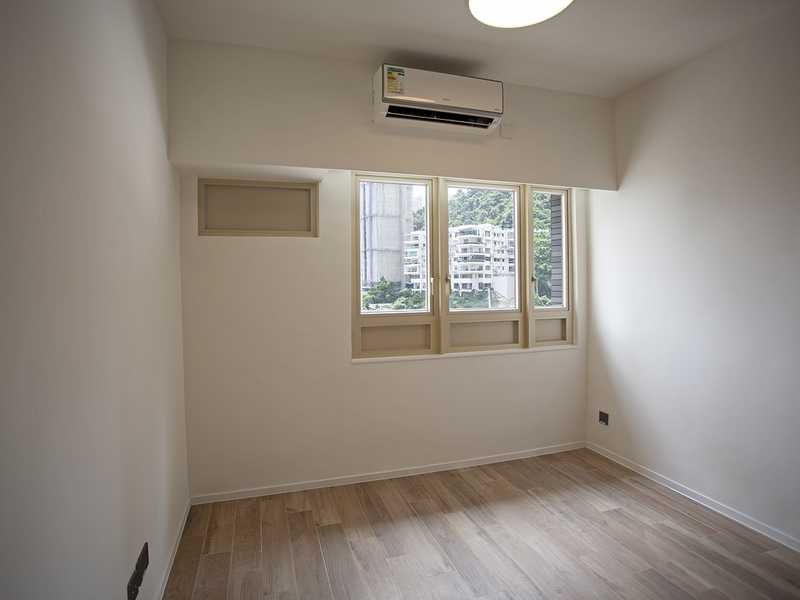 photo 7 — St. Joan Court, Mid Levels Central