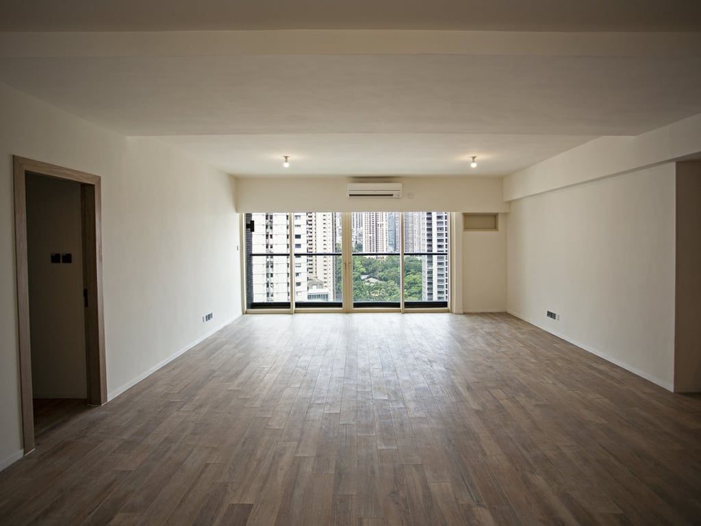 photo 9 — St. Joan Court, Mid Levels Central