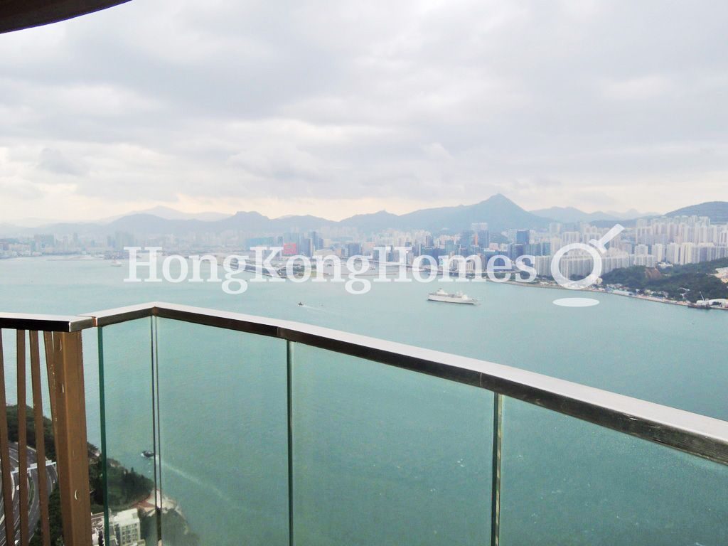 Balcony off Living and Dining Room — 嘉亨灣 02座，鰂魚涌