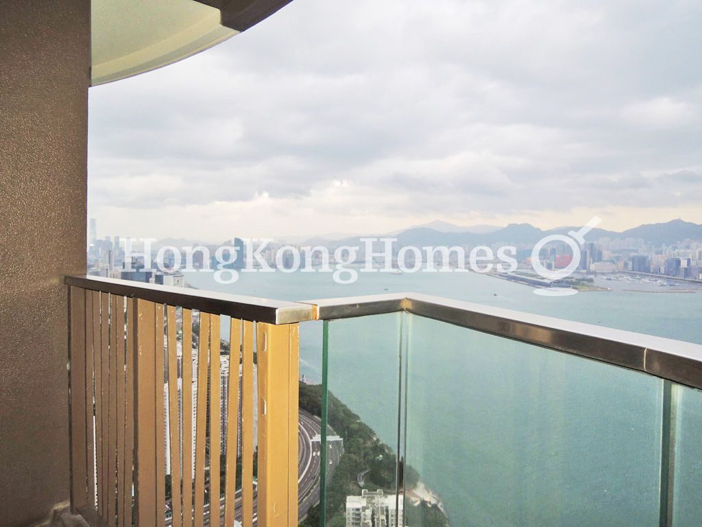 Balcony off Living and Dining Room — 嘉亨灣 02座，鰂魚涌