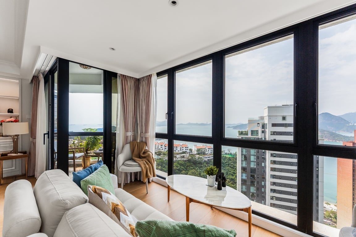 photo 4 — South Bay Towers, South Bay
