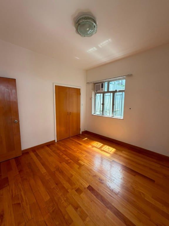 photo 3 — 21-25 Green Lane, Happy Valley
