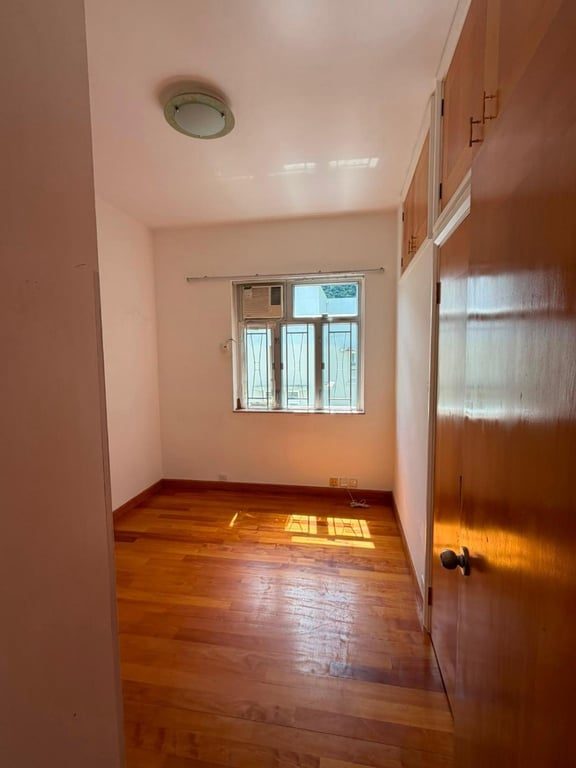 photo 7 — 21-25 Green Lane, Happy Valley