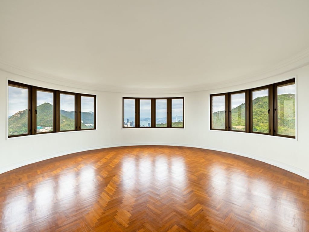 photo 2 — Hong Kong Parkview, Repulse Bay