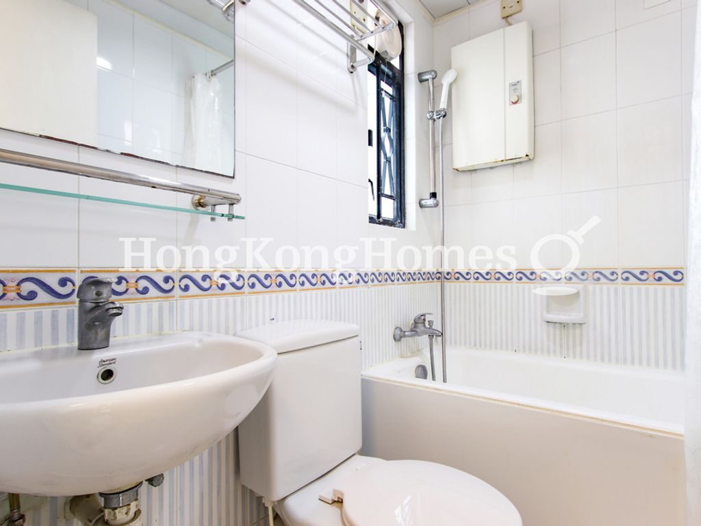 Guest Bathroom — 第一閣，銅鑼灣