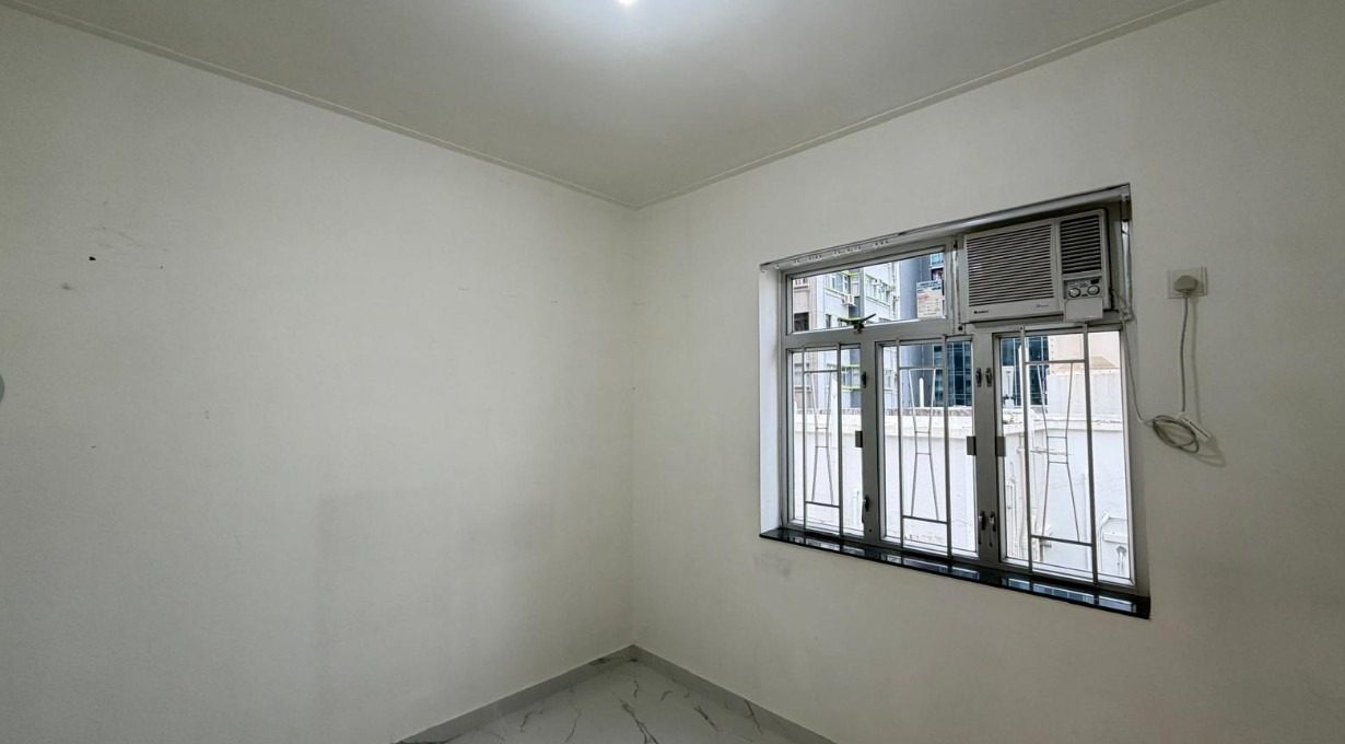 photo 4 — Great George Building, Causeway Bay
