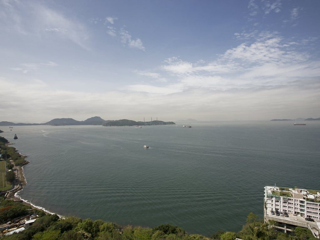 photo 1 — Vista Mount Davis, Pok Fu Lam