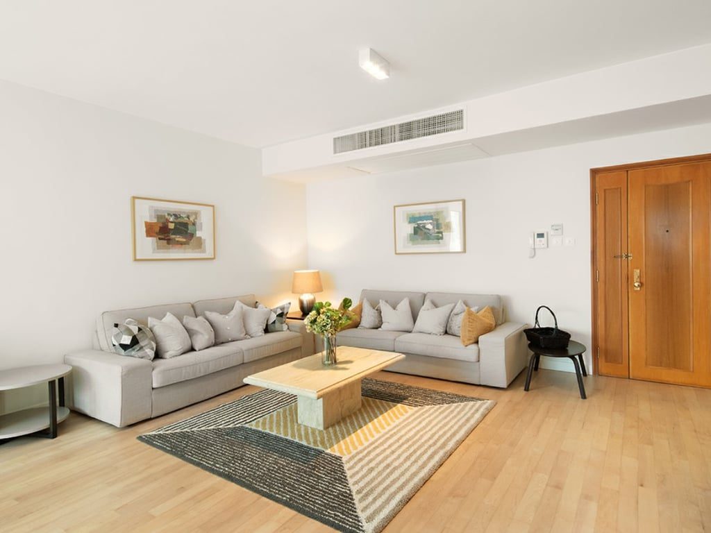 photo 4 — 150 Kennedy Road, Mid Levels East