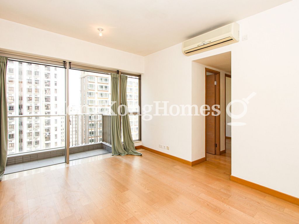 Living and Dining Room — Island Crest - Tower 1, Sai Ying Pun