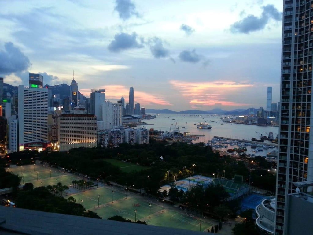 相片 13 — 莊苑，銅鑼灣