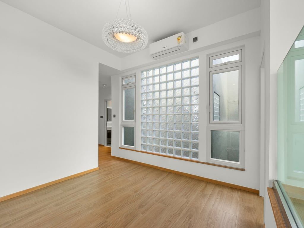 photo 3 — Woodland Villa, Shouson Hill