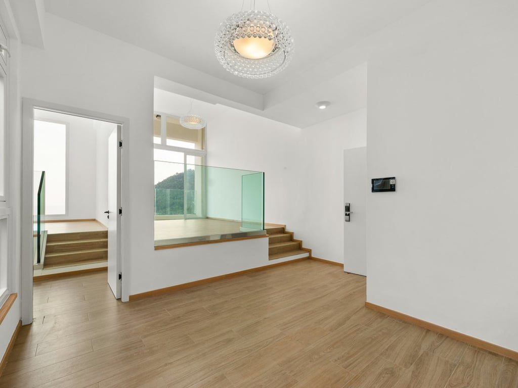 photo 4 — Woodland Villa, Shouson Hill