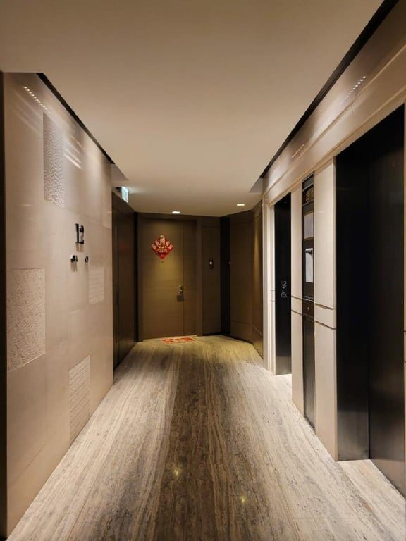 photo 16 — The Summa, Sai Ying Pun