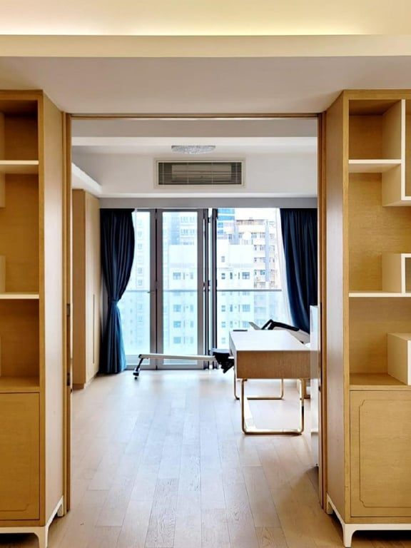 photo 3 — The Summa, Sai Ying Pun