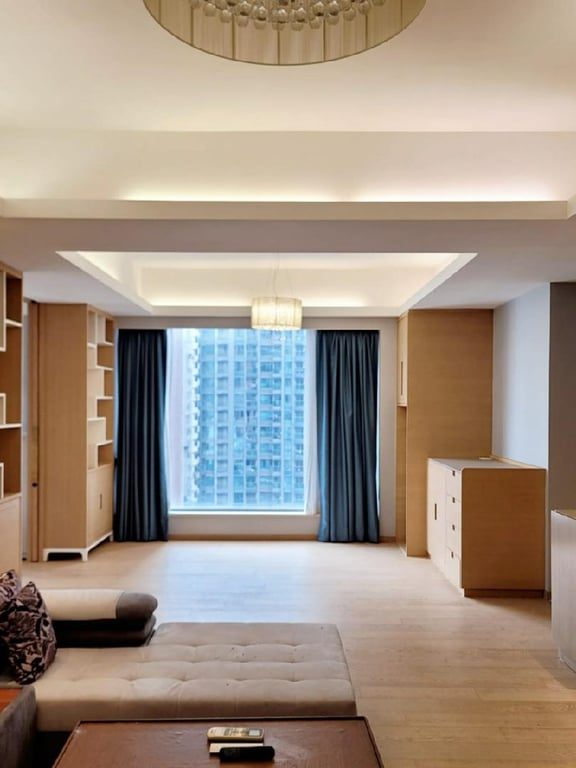 photo 4 — The Summa, Sai Ying Pun