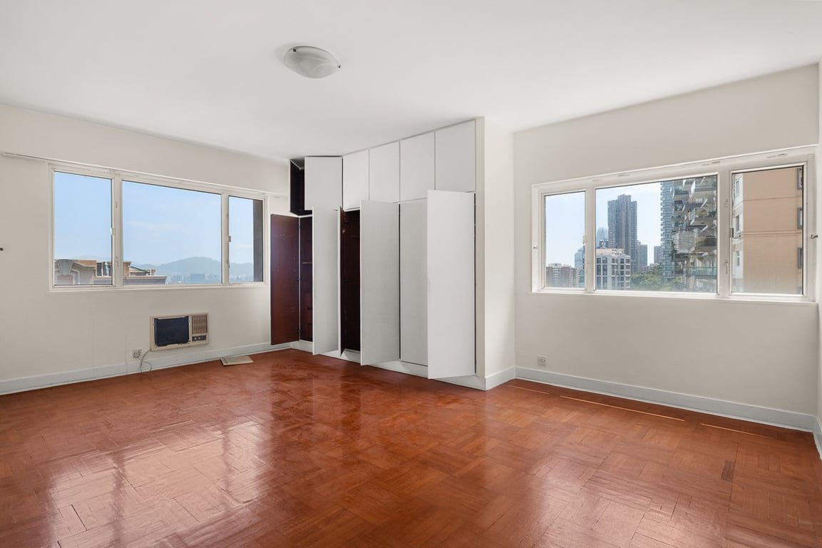 photo 6 — Hamilton Court, Mid Levels West