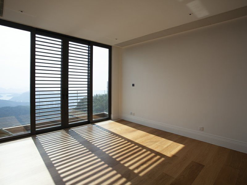 photo 14 — 7-15 Mount Kellet Road, The Peak