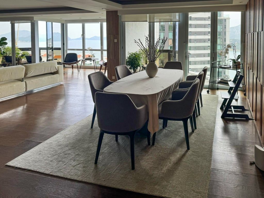 photo 3 — South Bay Towers, South Bay