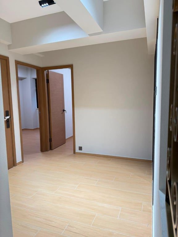 photo 4 — Kei Villa, Mid Levels West