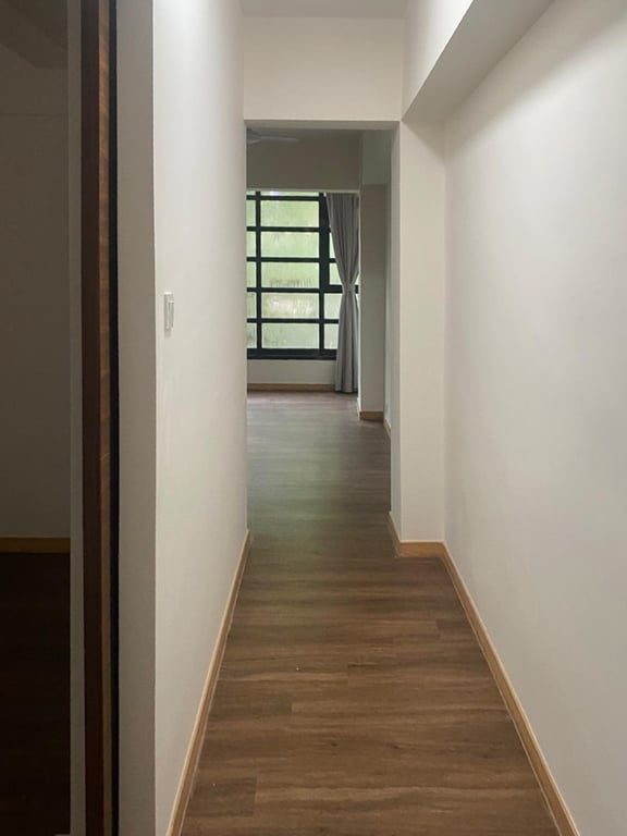 photo 4 — Hong Fook Building, Wan Chai