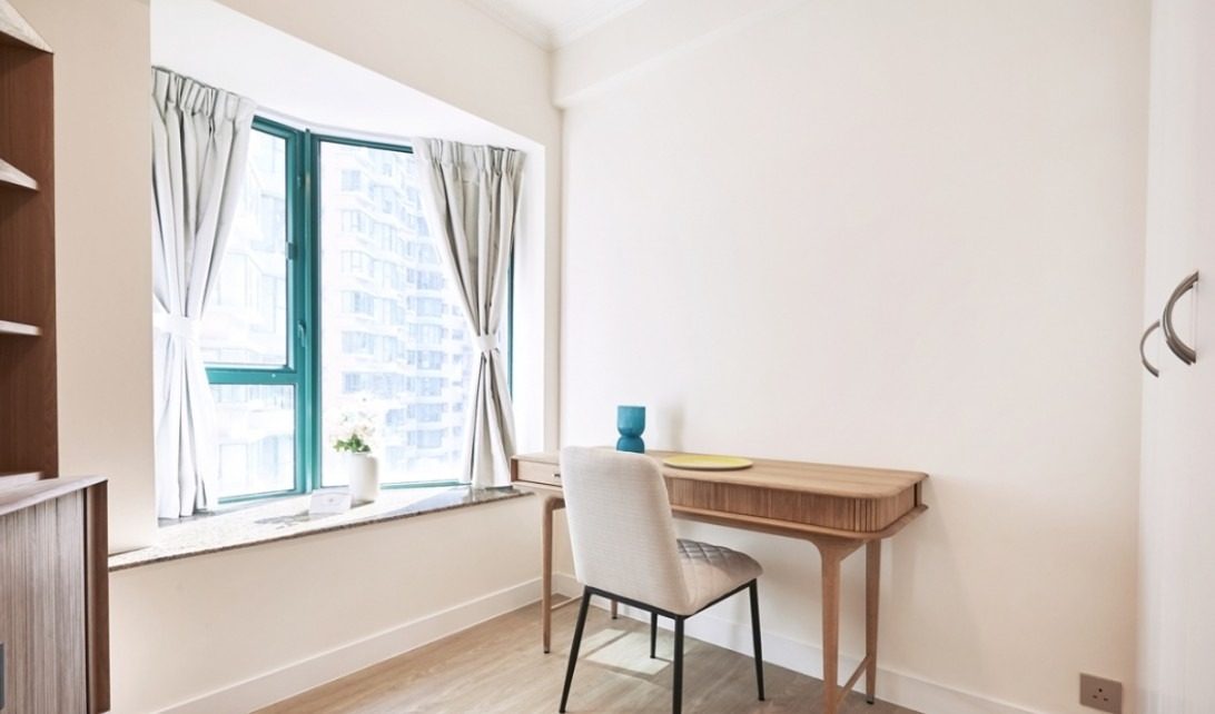 photo 7 — Hillsborough Court, Mid Levels Central