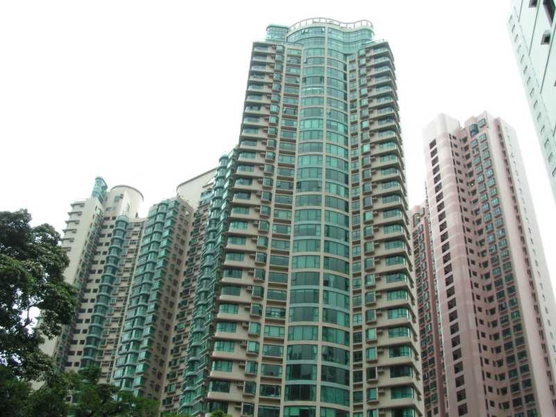 photo 10 — Hillsborough Court, Mid Levels Central