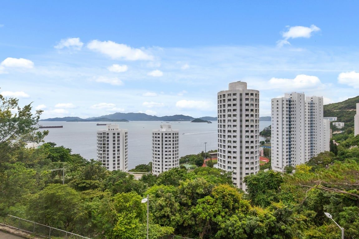 photo 2 — Carrianna Sassoon, Pok Fu Lam