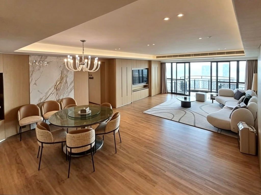 photo 2 — Clovelly Court Twr1, Mid Levels Central