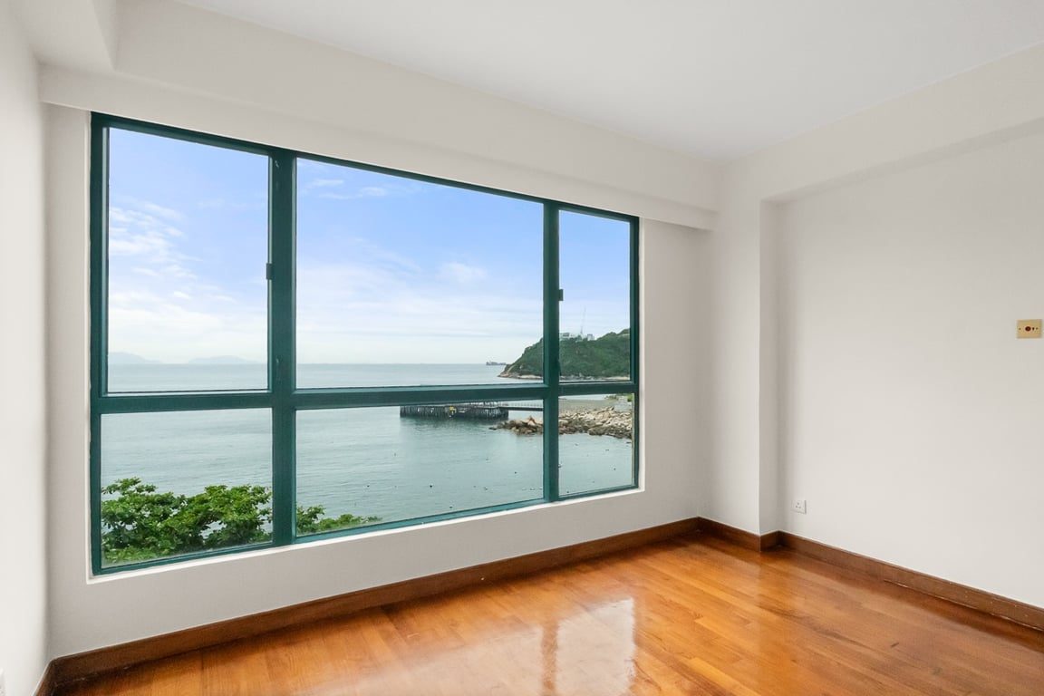 photo 3 — Stanley Beach Villa, Stanley