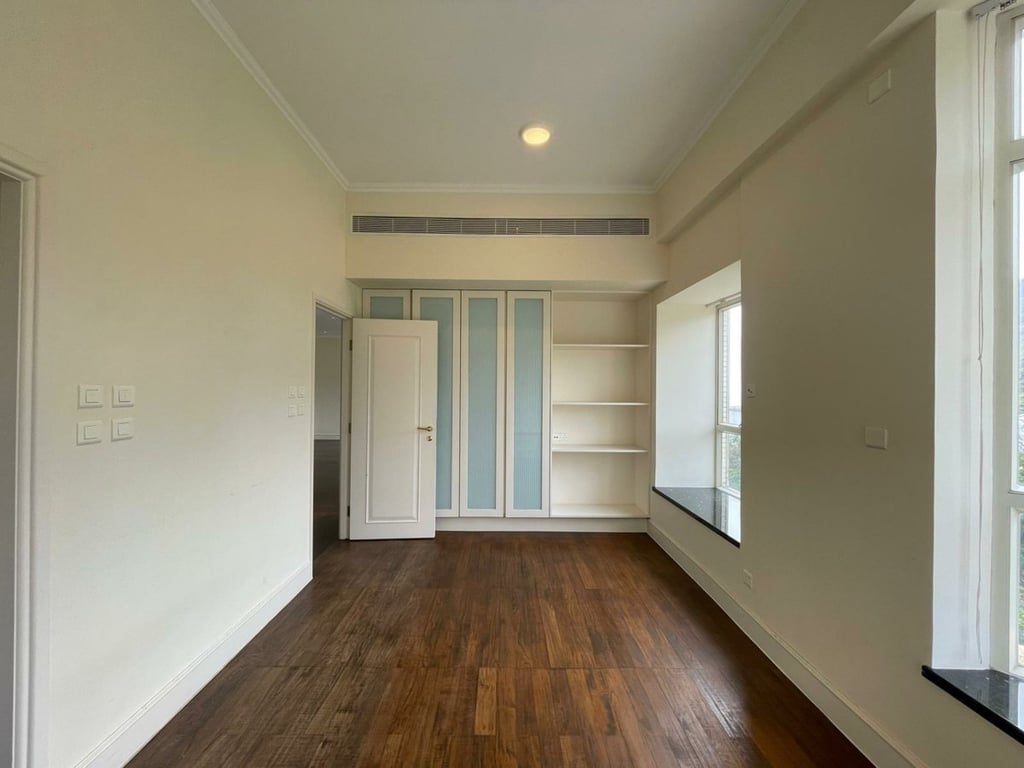 相片 6 — HOUSE A，山頂