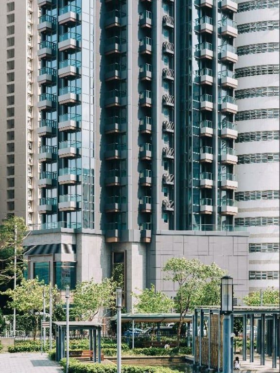 photo 3 — Waterfront Suites, Shau Kei Wan