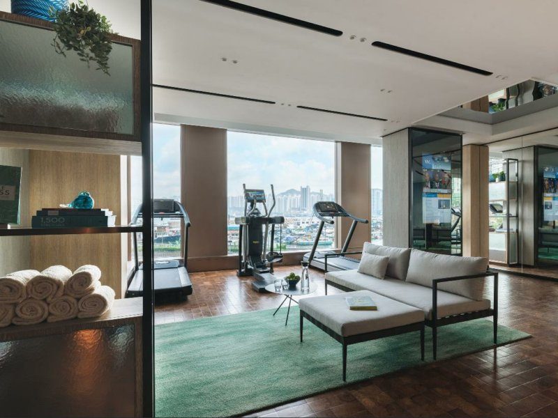 photo 7 — Waterfront Suites, Shau Kei Wan