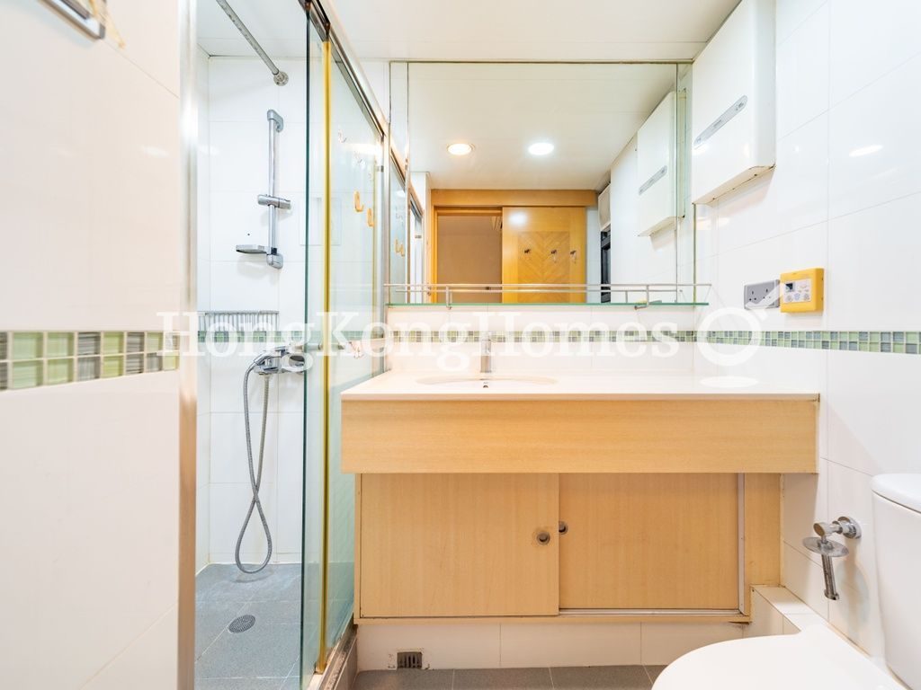Master Bathroom — Ronsdale Garden - Block 1, Tai Hang