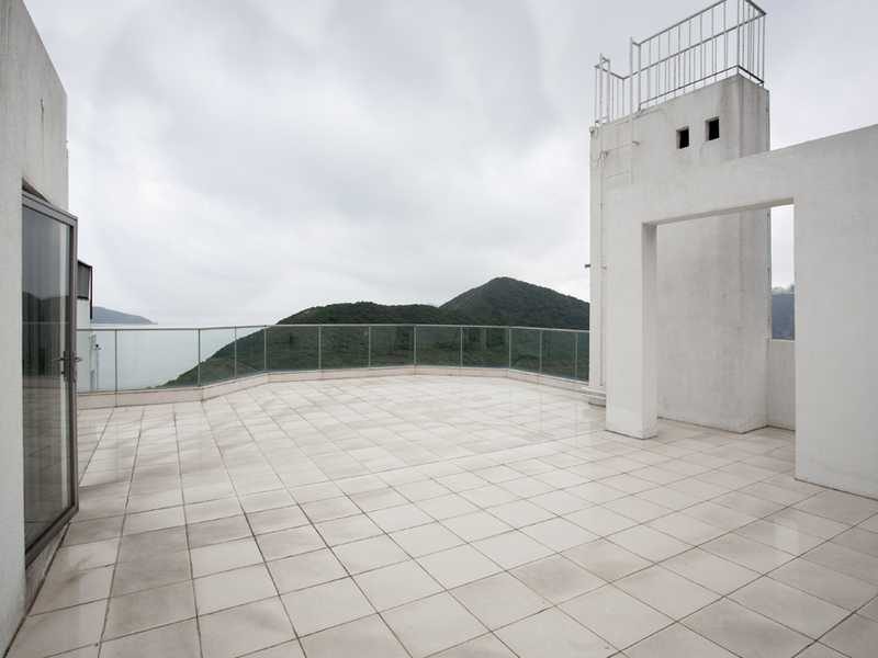 photo 18 — Overbays, Repulse Bay