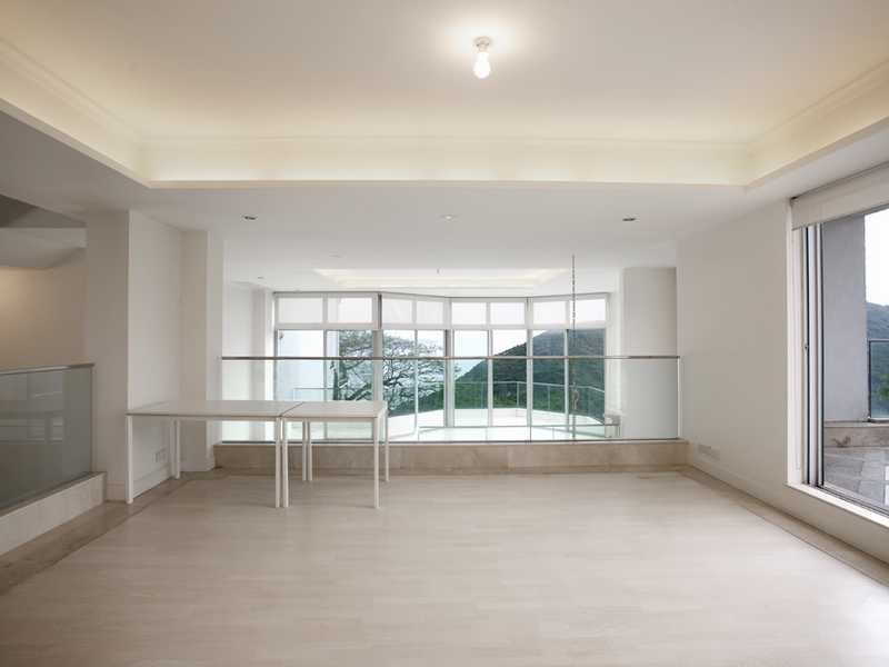 photo 3 — Overbays, Repulse Bay