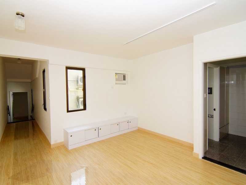 photo 5 — 19-25 Horizon Drive, Chung Hom Kok