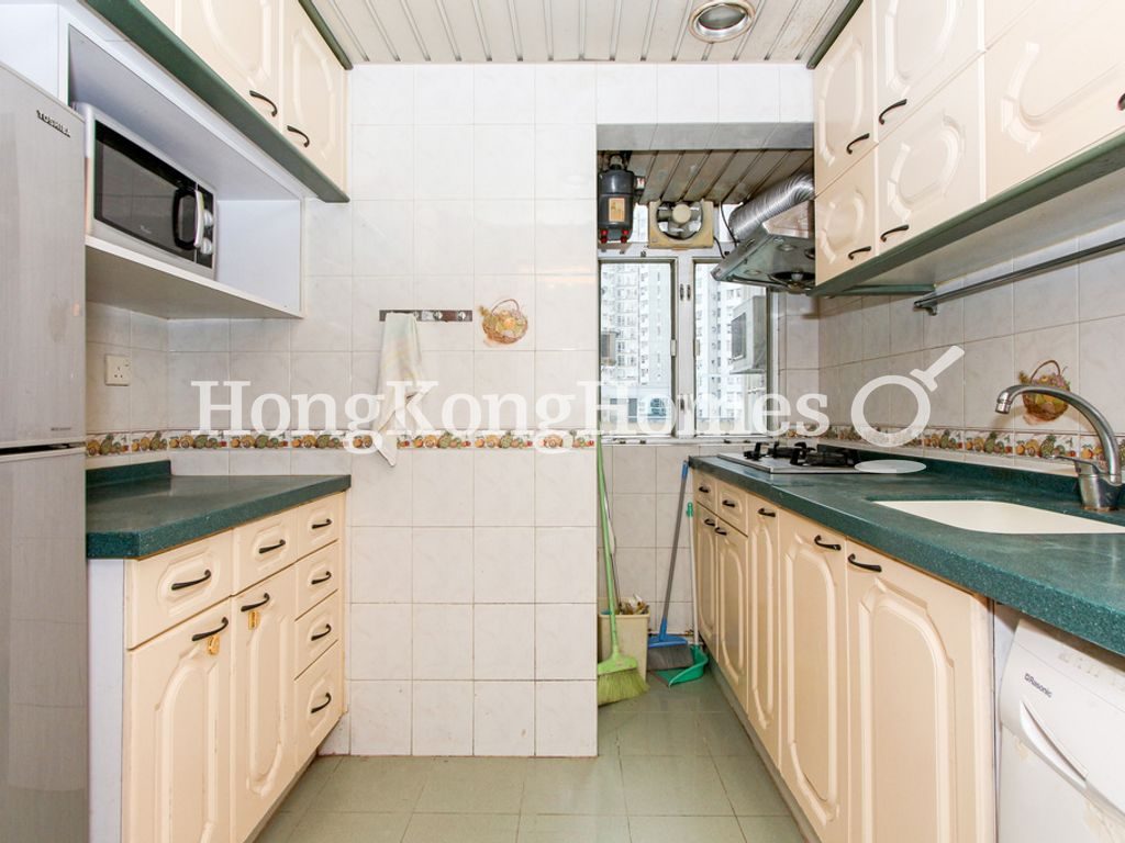 Kitchen — Taikoo Shing - King Tien Mansion, Taikoo Shing