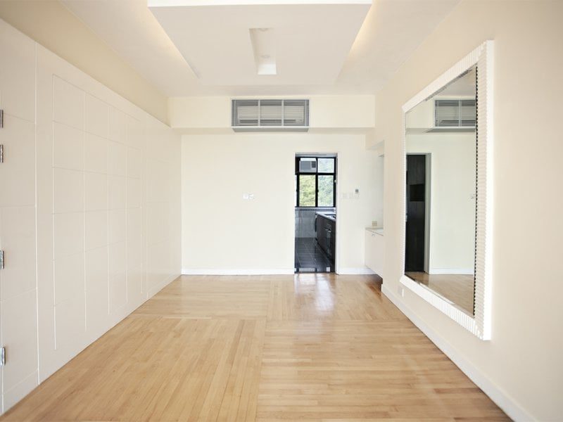 photo 8 — 37 Repulse Bay Road Twr 2, Repulse Bay